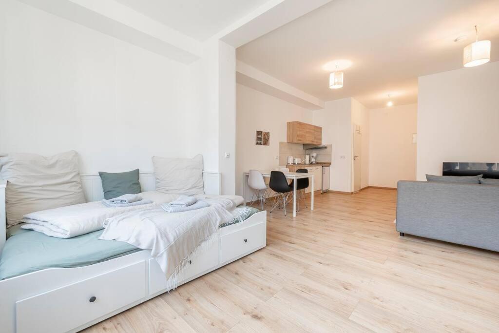 Stilvolles Apartment Fuer 4 Pers. Бремен Екстер'єр фото